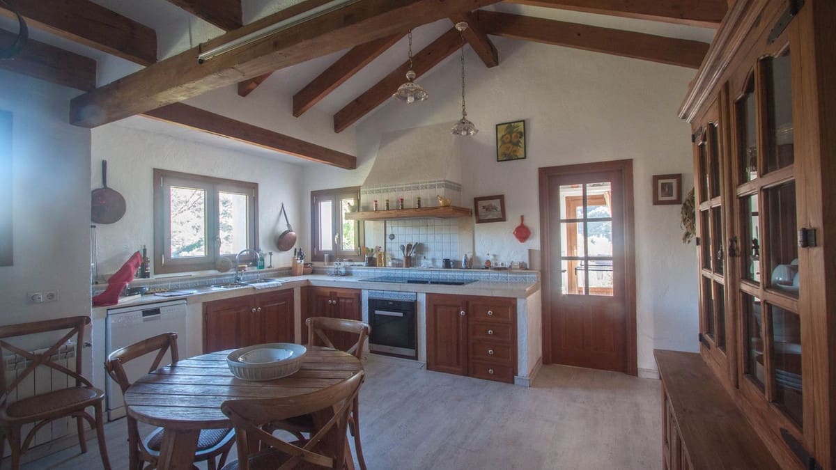 5 makuuhuone Huvila myytävänä paikassa Casares - 1 400 000 € (Ref: 8941862)