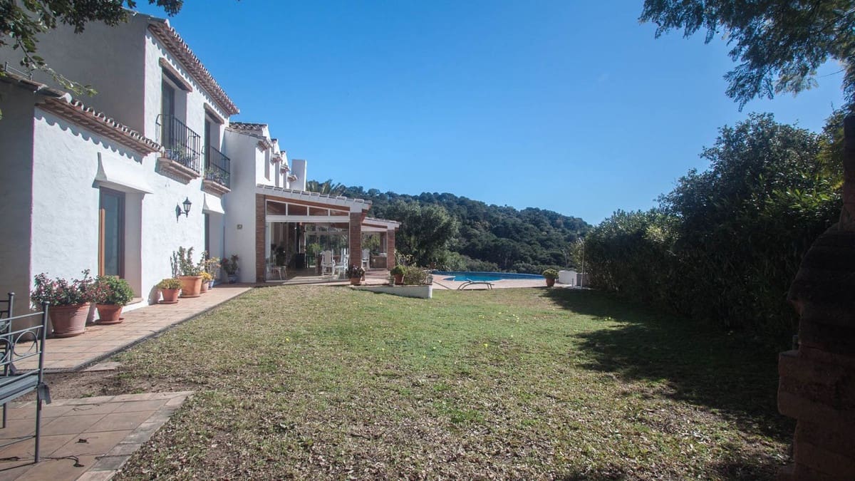 5 makuuhuone Huvila myytävänä paikassa Casares - 1 400 000 € (Ref: 8941862)