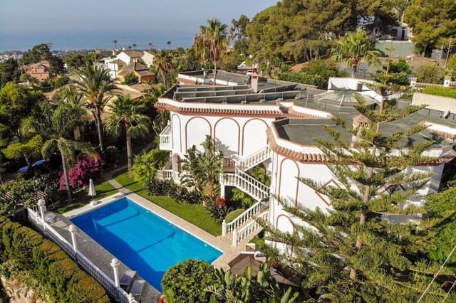 7 sypialnia Willa na sprzedaż w Las Chapas, Marbella z garażem - 2 285 000 € (Ref: 8967769)
