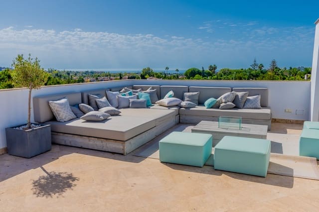 5 soveværelse Villa til salg i Guadalmina Alta, Marbella med garage - € 8.450.000 (Ref: 8977205)