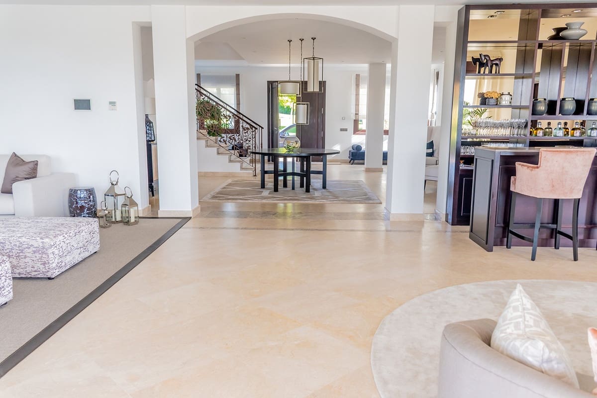 5 soveværelse Villa til salg i Guadalmina med garage - € 8.450.000 (Ref: 8977205)