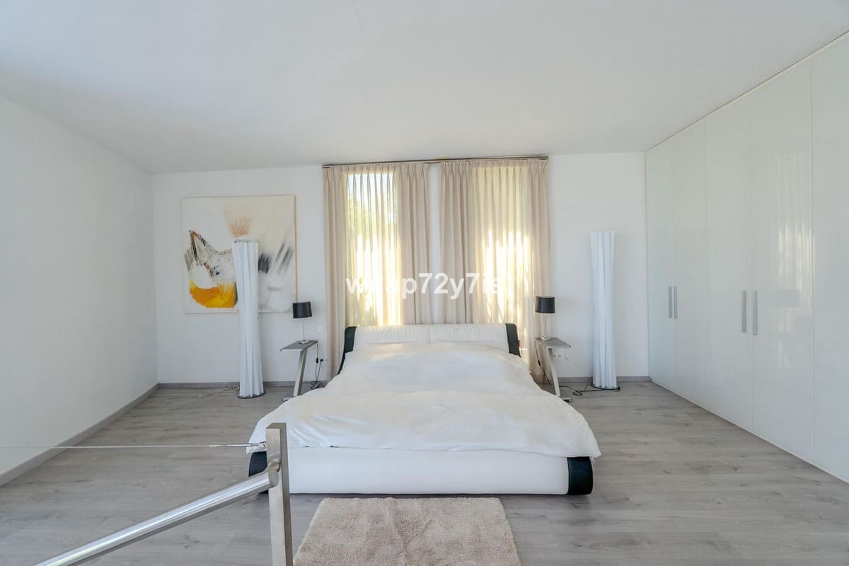 Chalet de 3 habitaciones en Benahavís en venta - 3.750.000 € (Ref: 9026197)