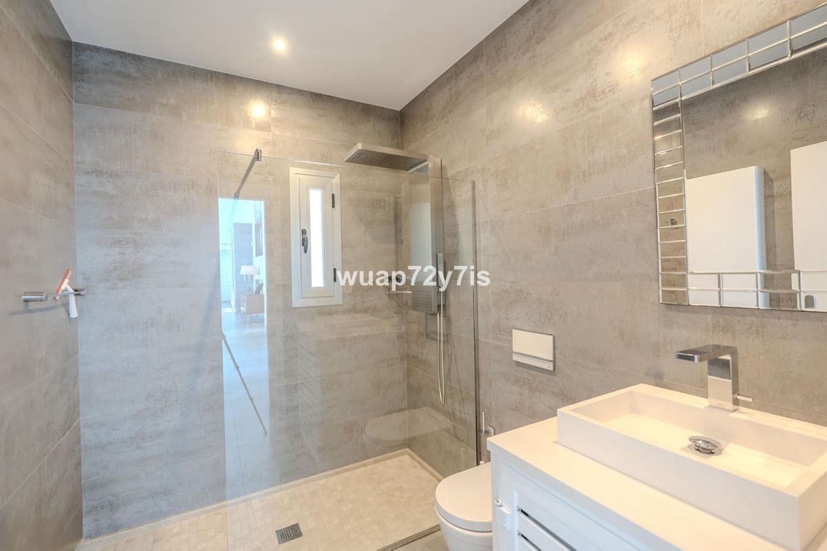 Chalet de 3 habitaciones en Benahavís en venta - 3.750.000 € (Ref: 9026197)