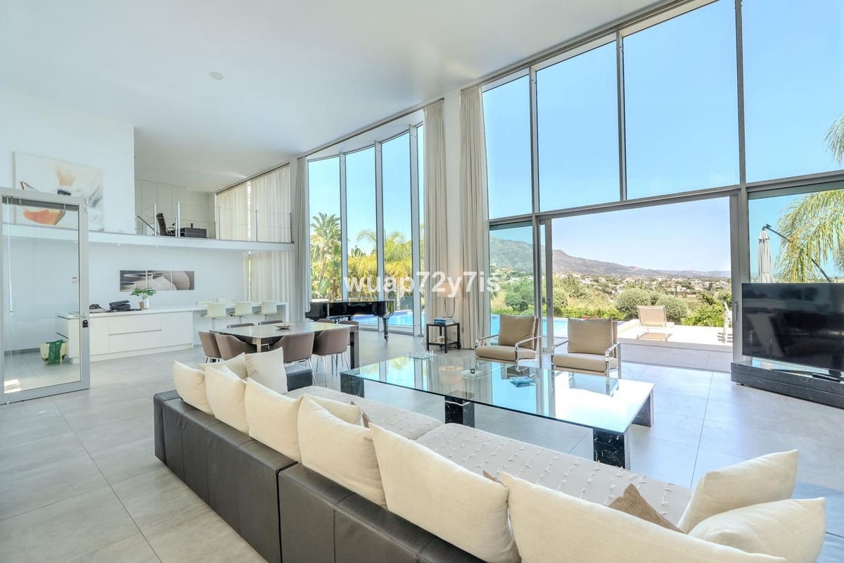 Chalet de 3 habitaciones en Benahavís en venta - 3.750.000 € (Ref: 9026197)