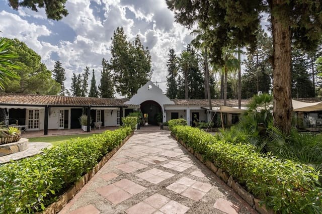 20 sypialnia Komercyjne na sprzedaż w Estepona - 5 250 000 € (Ref: 9070245)