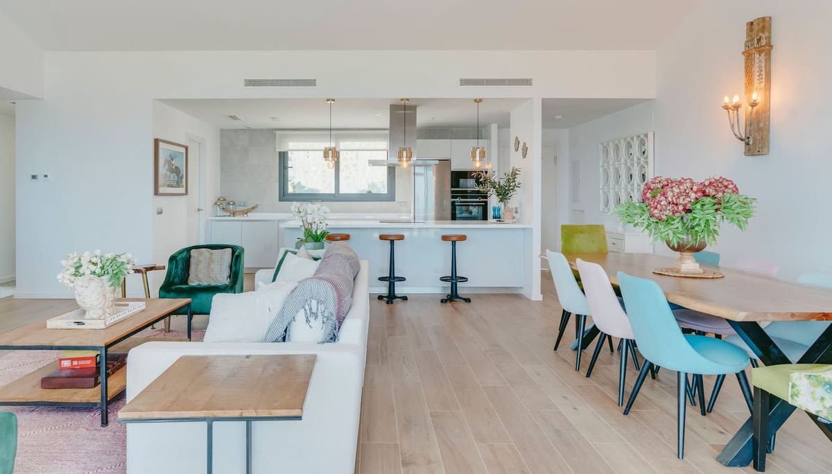 3 bedroom Apartment for sale in La Alcaidesa - € 1,499,000 (Ref: 9070247)