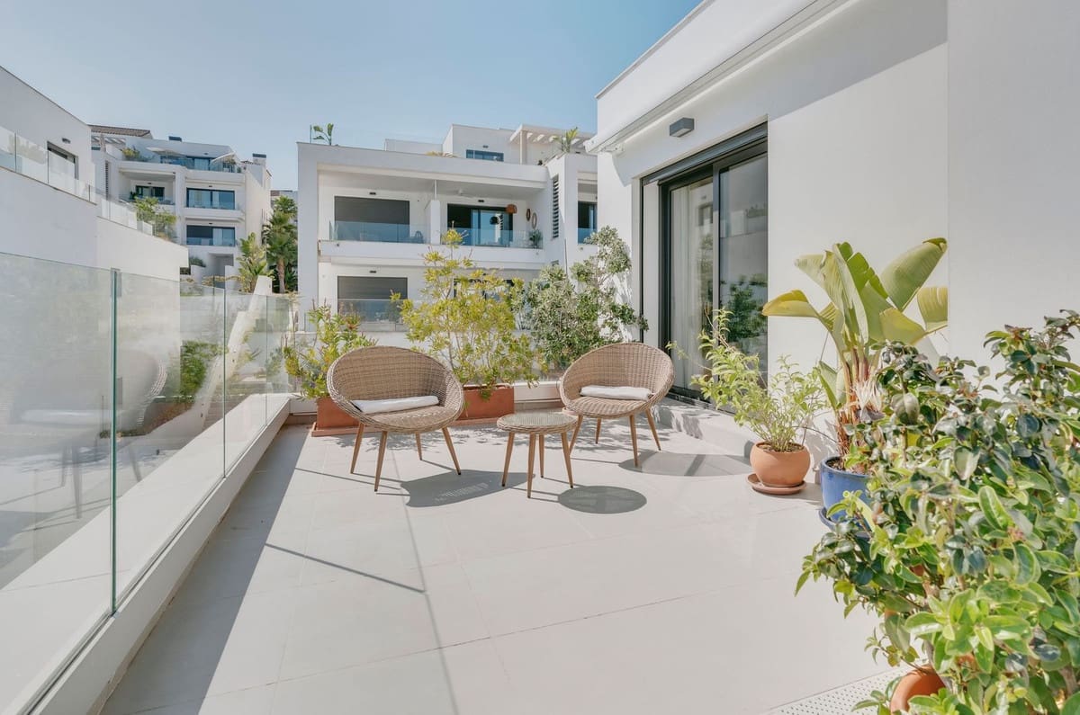 3 bedroom Apartment for sale in La Alcaidesa - € 1,499,000 (Ref: 9070247)