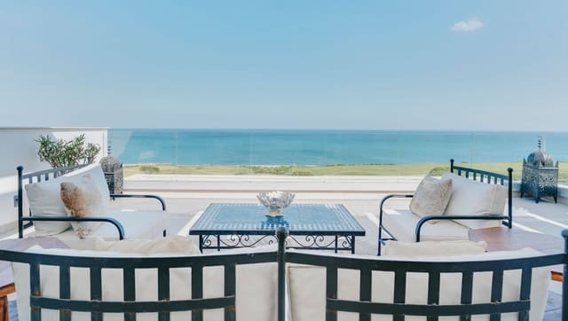 3 makuuhuone Huoneisto myytävänä paikassa La Alcaidesa - 1 499 000 € (Ref: 9070247)