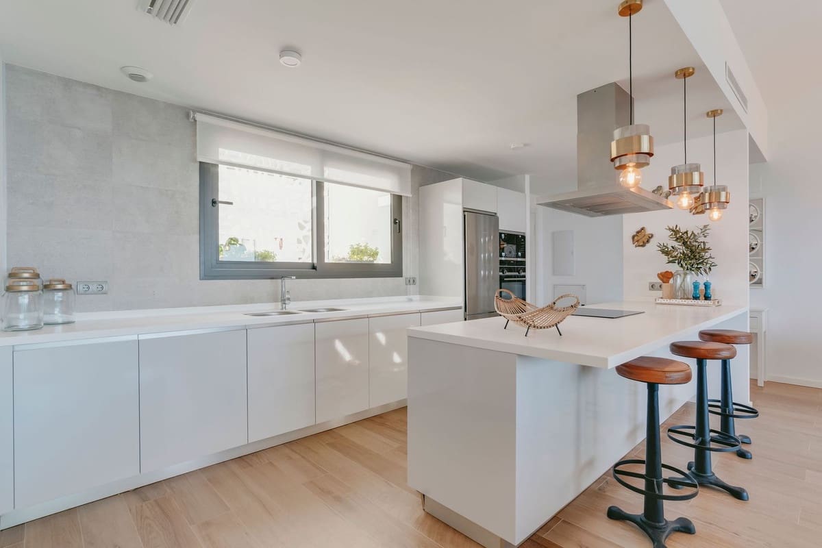 3 makuuhuone Huoneisto myytävänä paikassa La Alcaidesa - 1 499 000 € (Ref: 9070247)