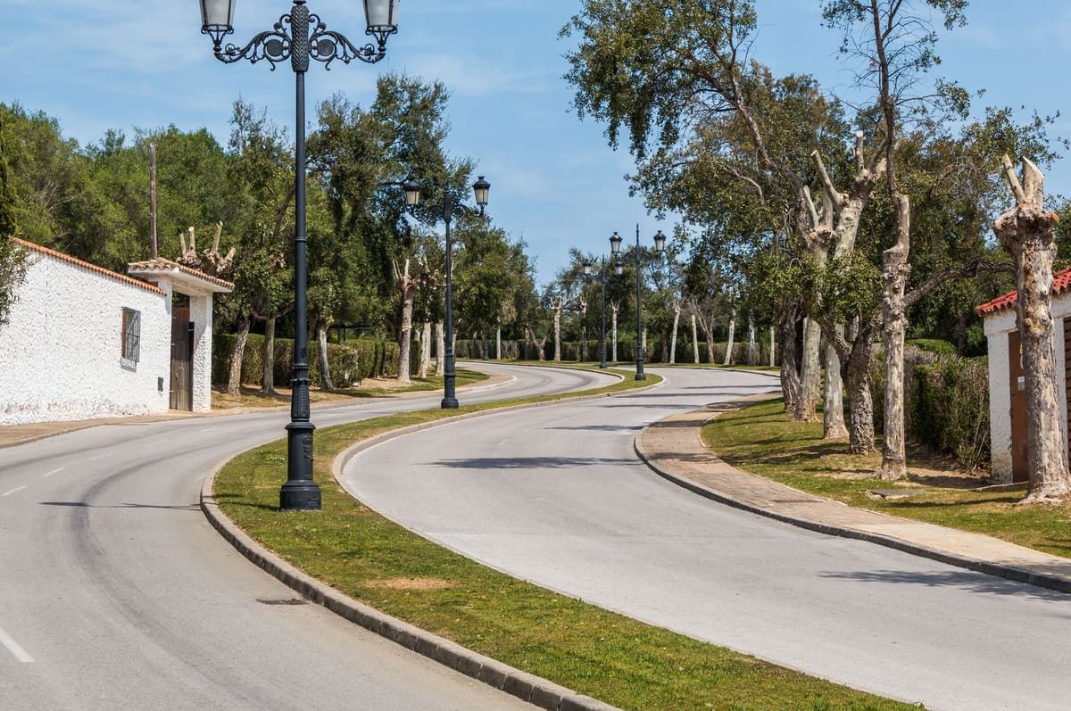 84 soveværelse Erhverv til salg i Sotogrande - € 11.700.000 (Ref: 9077166)