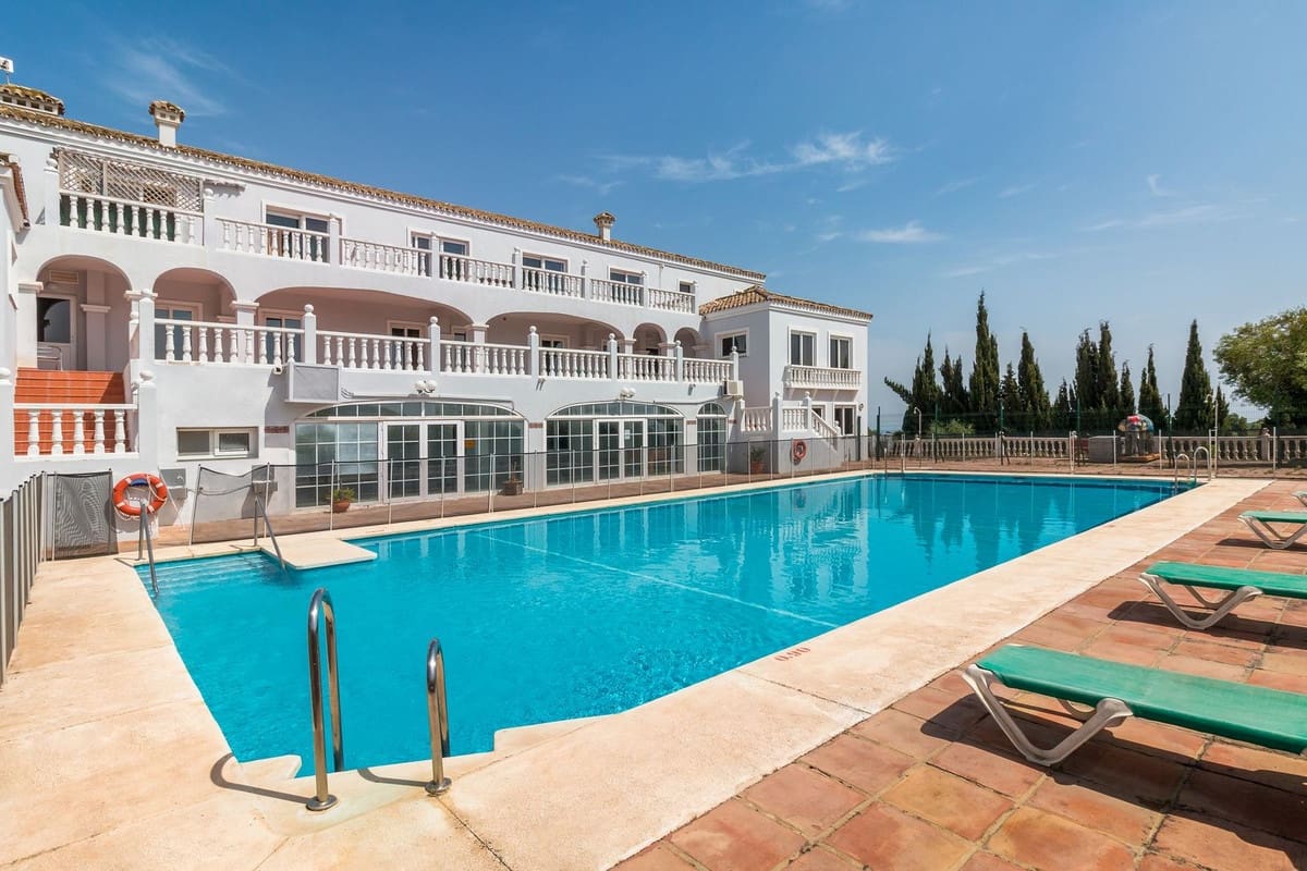 84 sypialnia Komercyjne na sprzedaż w Sotogrande - 9 500 000 € (Ref: 9077166)