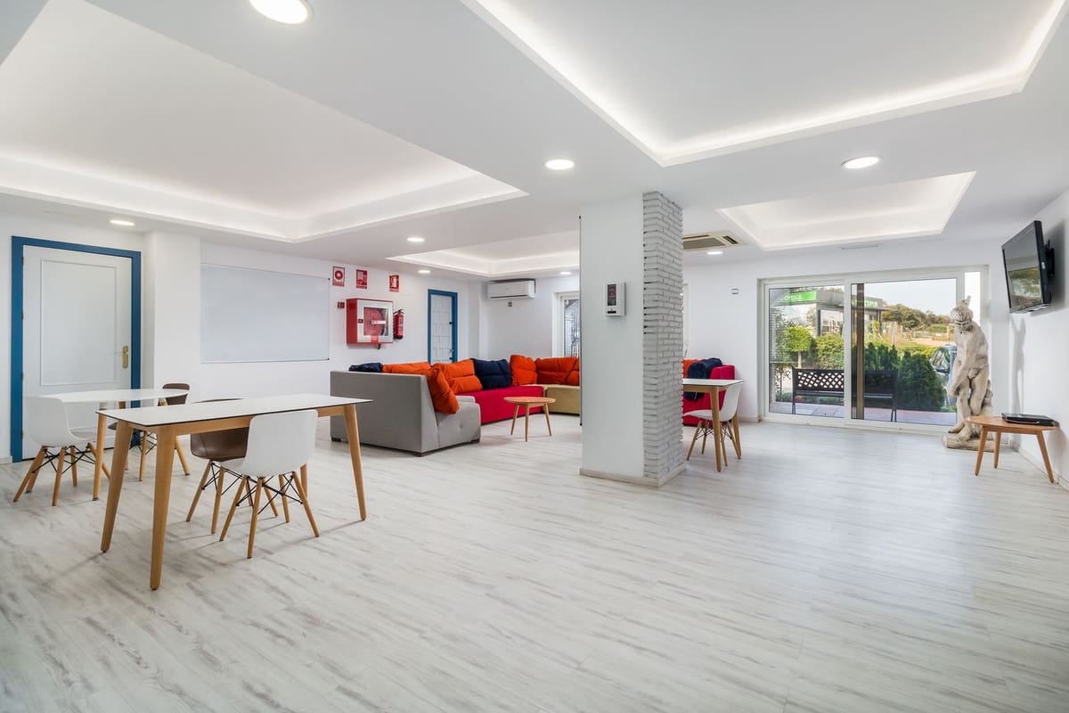 84 sypialnia Komercyjne na sprzedaż w Sotogrande - 9 500 000 € (Ref: 9077166)