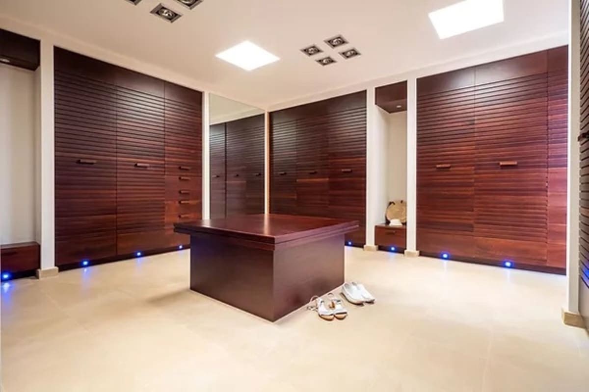 5 quarto Moradia para venda em Sotogrande com garagem - 5 750 000 € (Ref: 9077172)