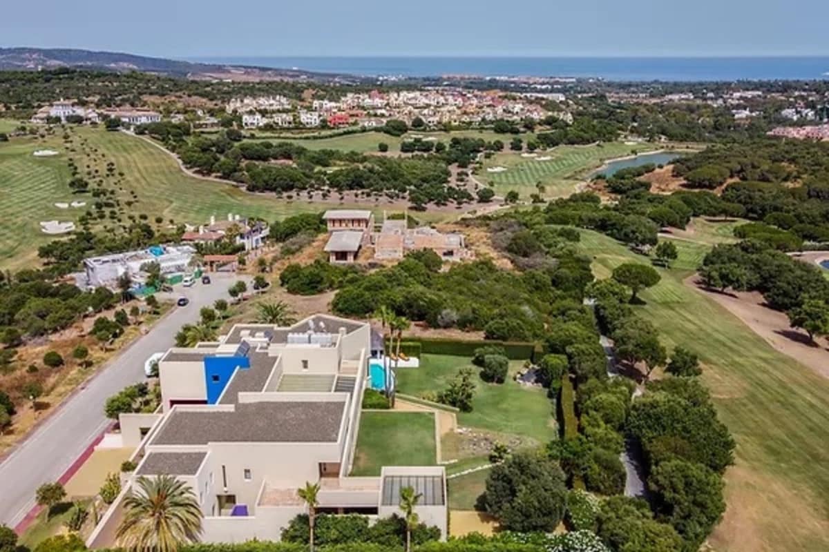 5 quarto Moradia para venda em Sotogrande com garagem - 5 750 000 € (Ref: 9077172)