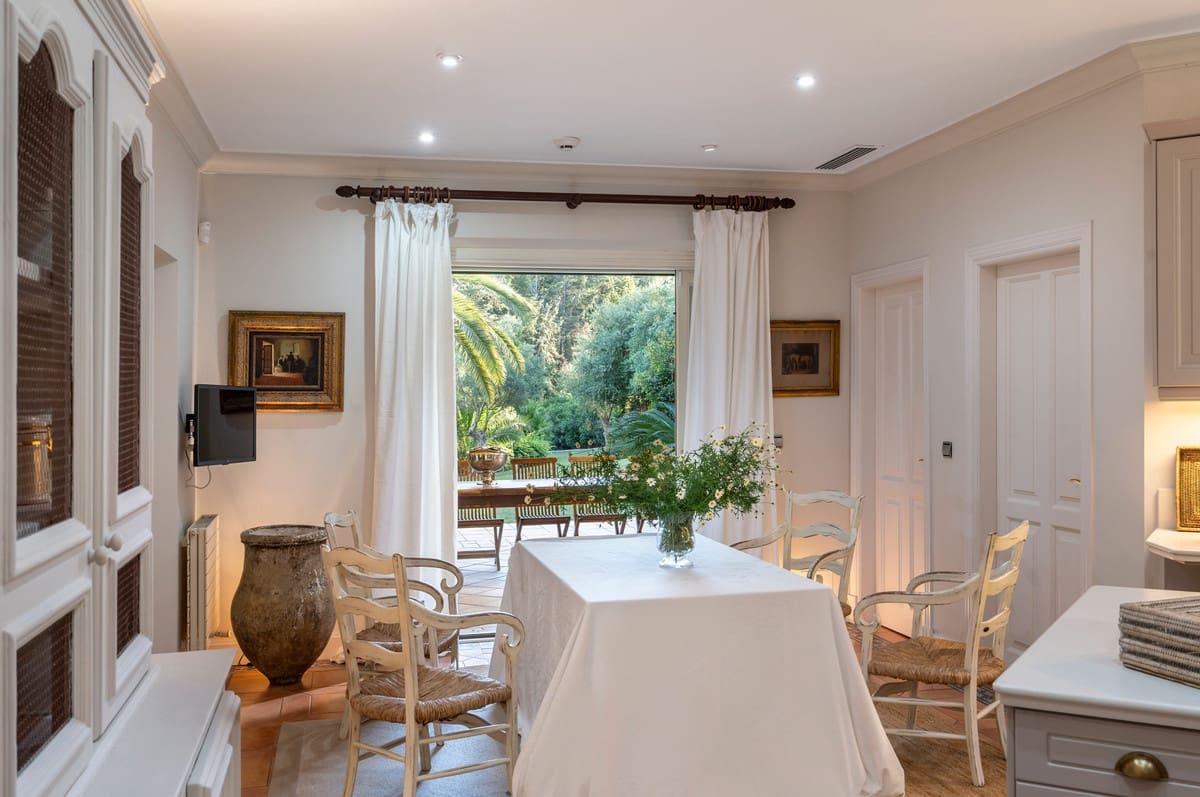 6 soveværelse Villa til salg i Sotogrande - € 4.100.000 (Ref: 9077179)