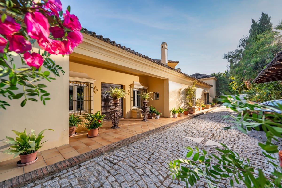 6 soveværelse Villa til salg i Sotogrande - € 4.100.000 (Ref: 9077179)