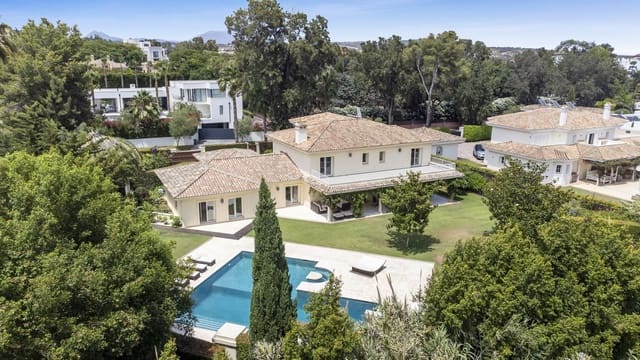 7 quarto Moradia para venda em Sotogrande, San Roque com garagem - 3 850 000 € (Ref: 9077181)