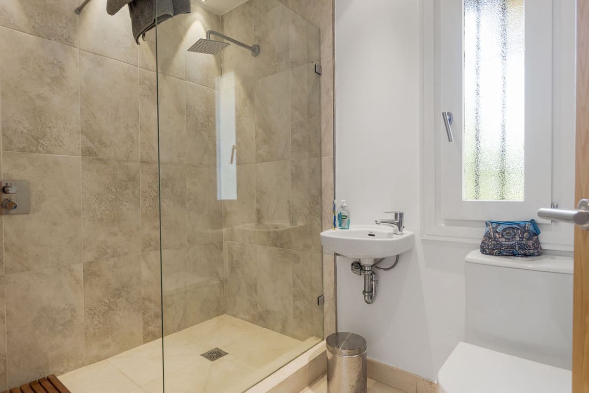 7 bedroom Villa for sale in Sotogrande with garage - € 3,850,000 (Ref: 9077181)