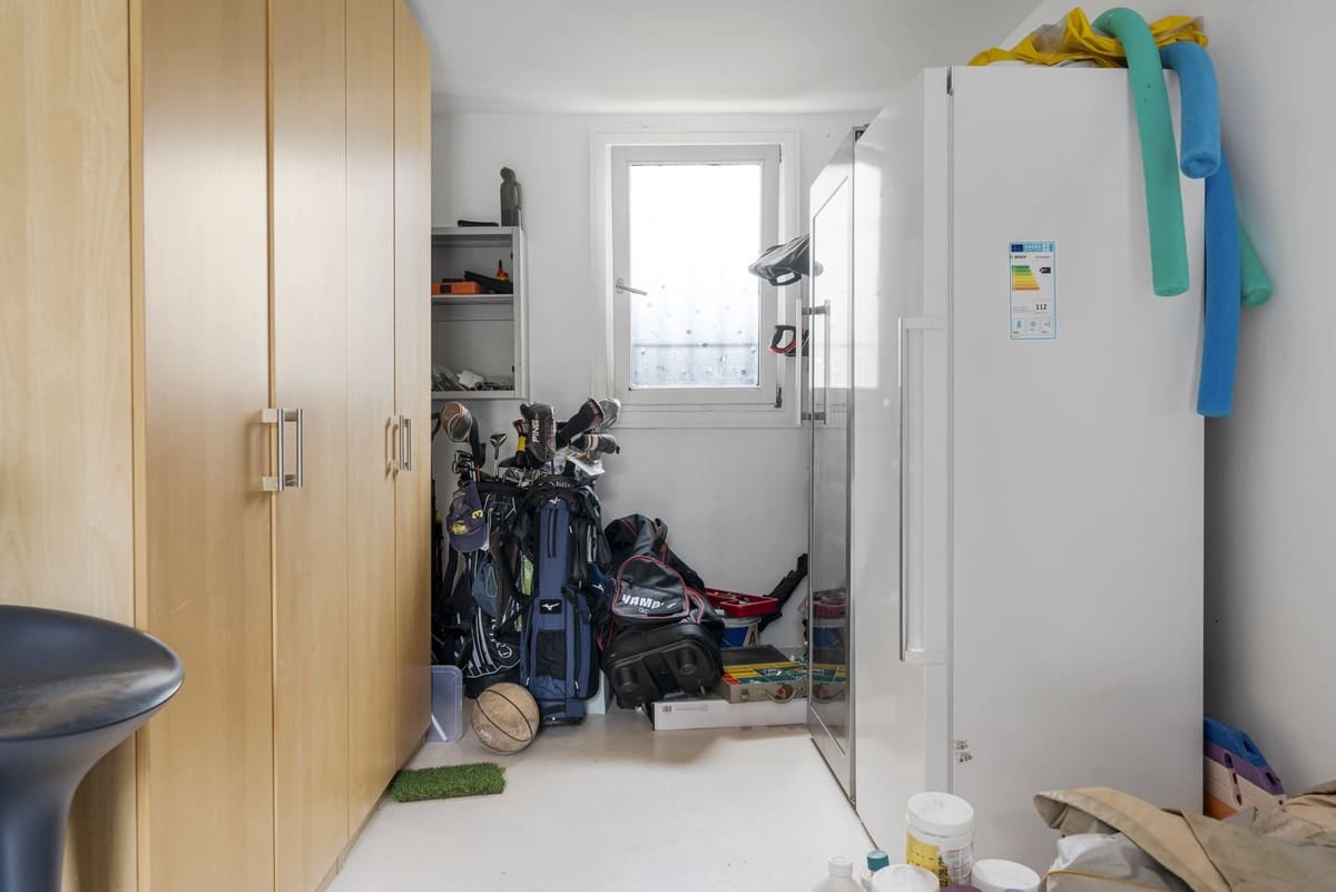 7 bedroom Villa for sale in Sotogrande with garage - € 3,850,000 (Ref: 9077181)