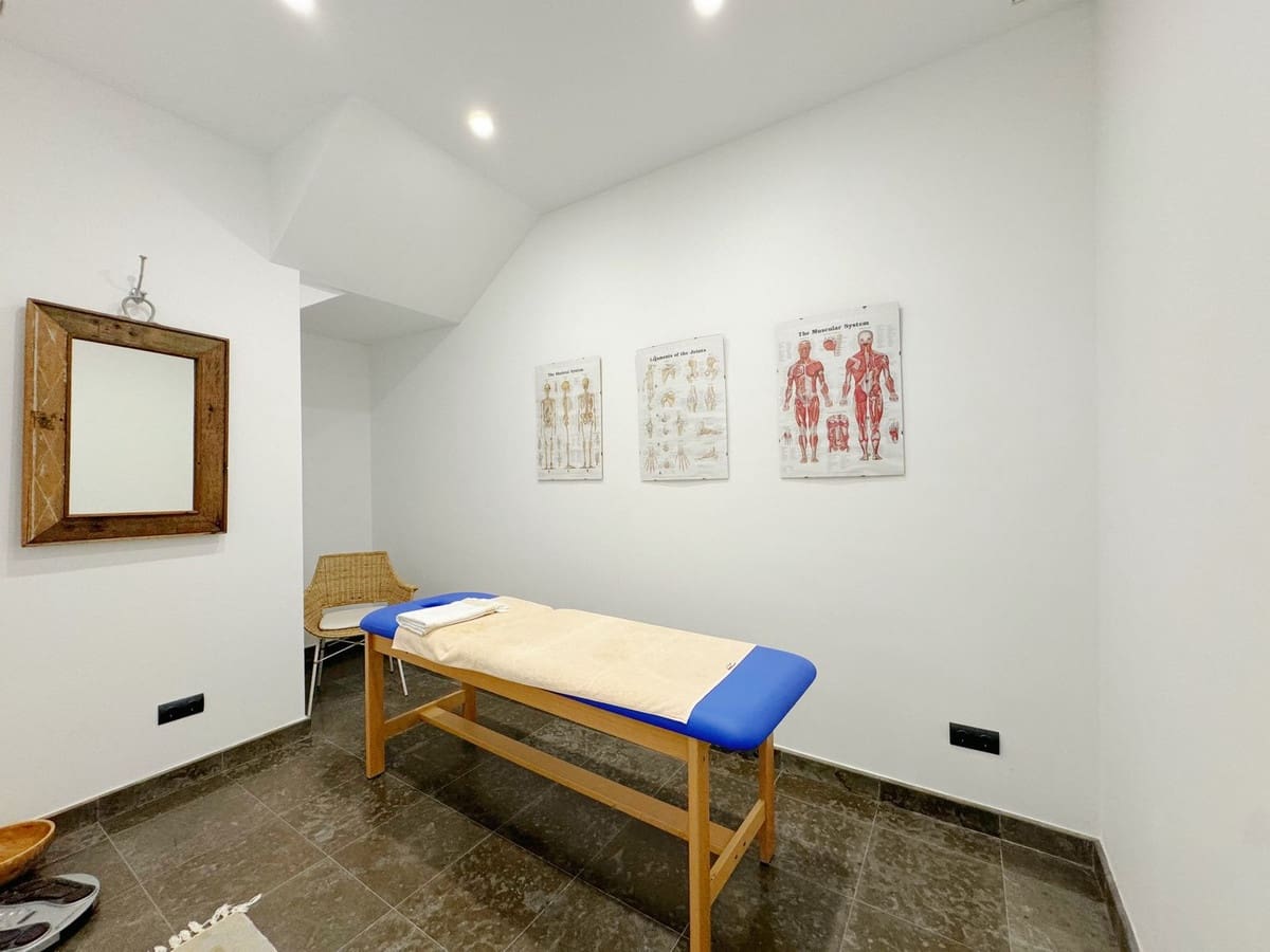 Chalet de 5 habitaciones en Sotogrande en venta con garaje - 2.450.000 € (Ref: 9077186)