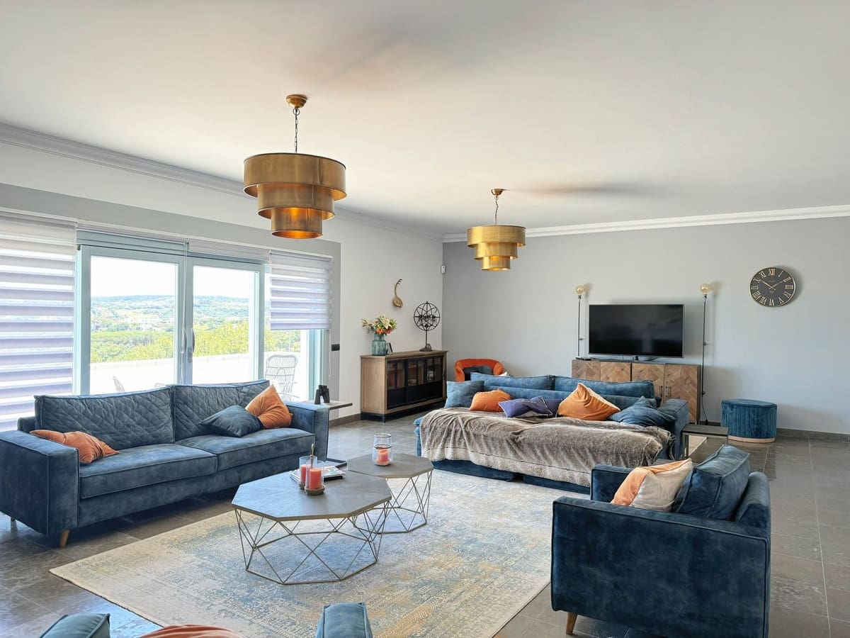 Chalet de 5 habitaciones en Sotogrande en venta con garaje - 2.450.000 € (Ref: 9077186)