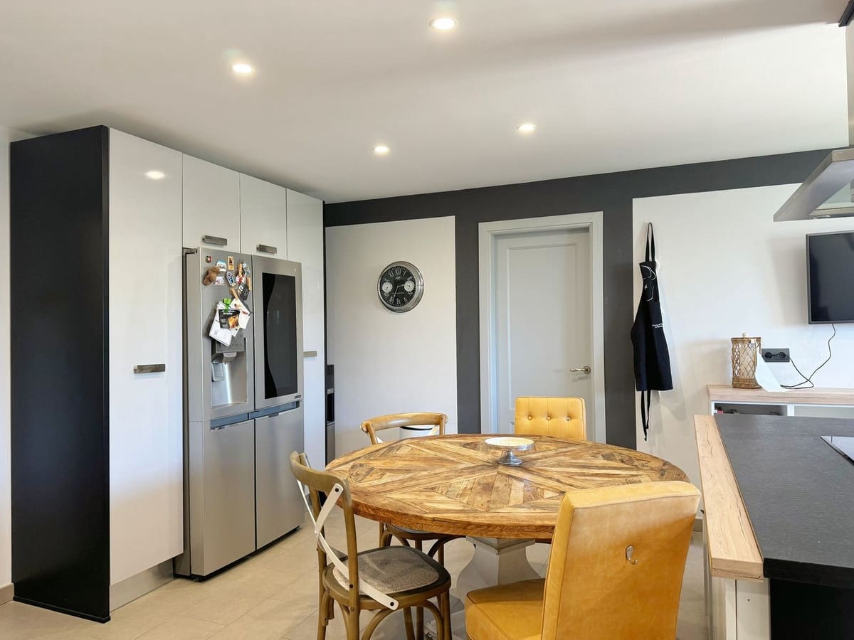 Chalet de 5 habitaciones en Sotogrande en venta con garaje - 2.450.000 € (Ref: 9077186)