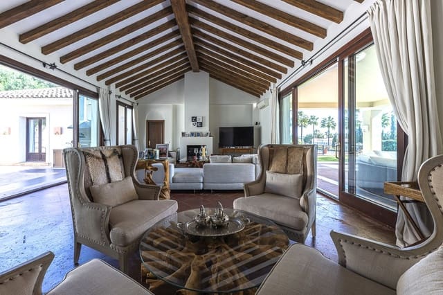 5 soverom Villa til salgs i Sotogrande, San Roque - € 2 290 000 (Ref: 9077187)