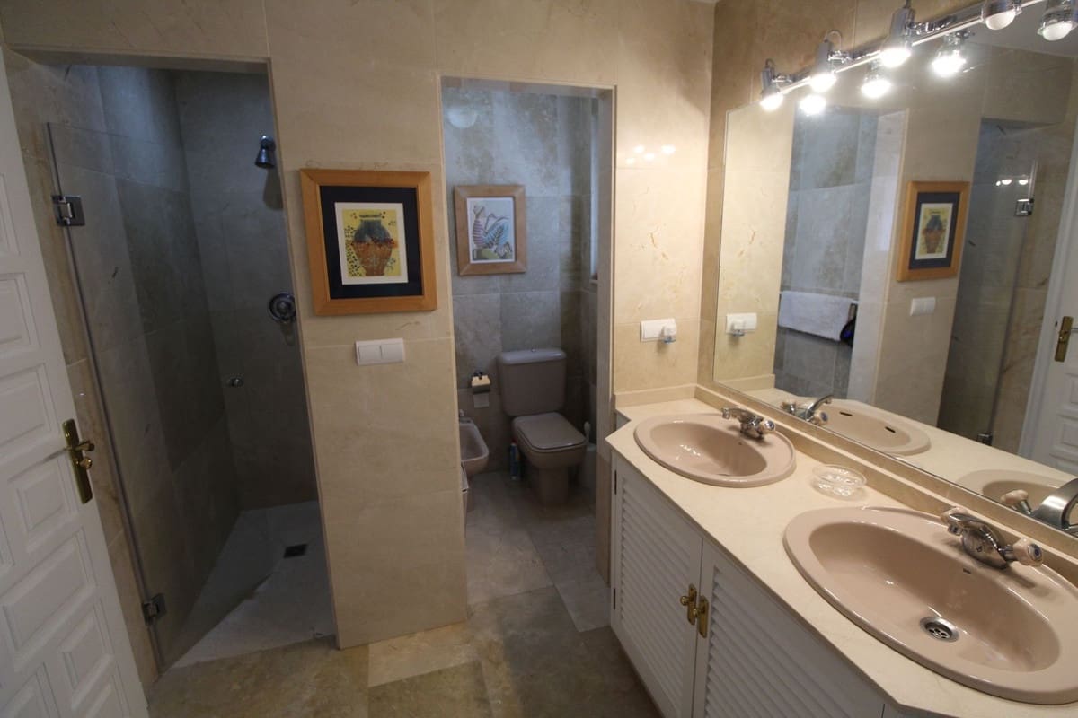 5 soveværelse Villa til salg i Sotogrande med garage - € 1.850.000 (Ref: 9077192)