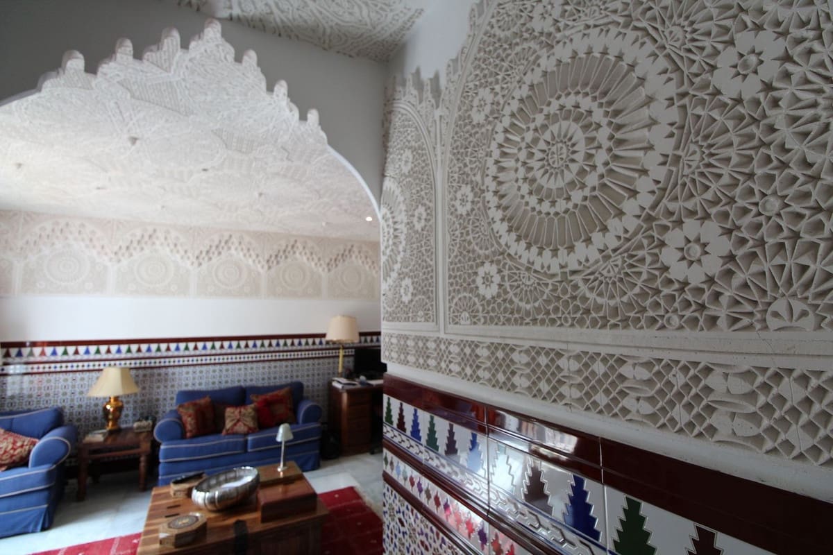 5 bedroom Villa for sale in Sotogrande with garage - € 1,850,000 (Ref: 9077192)