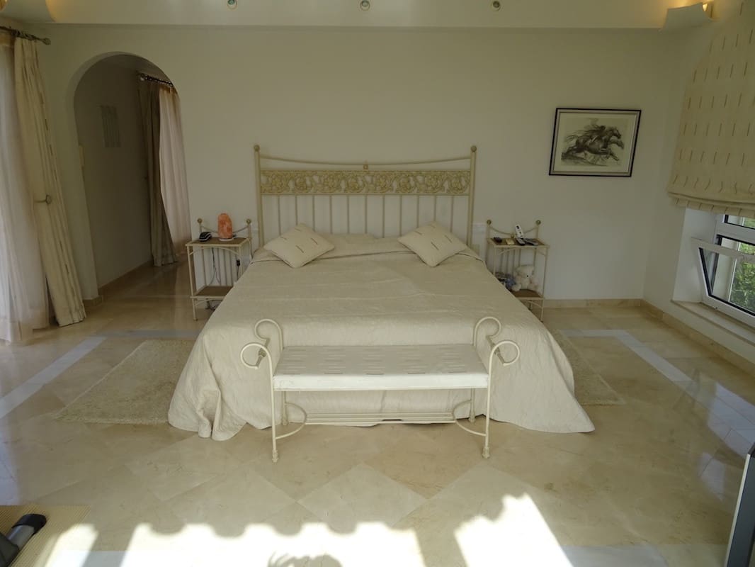 4 soverom Villa til salgs i Sotogrande med garasje - € 1 700 000 (Ref: 9077193)