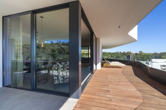 3 soveværelse Lejlighed til salg i Sotogrande, San Roque med garage - € 1.490.000 (Ref: 9077194)
