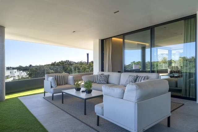 3 soveværelse Lejlighed til salg i Sotogrande, San Roque med garage - € 1.490.000 (Ref: 9077194)