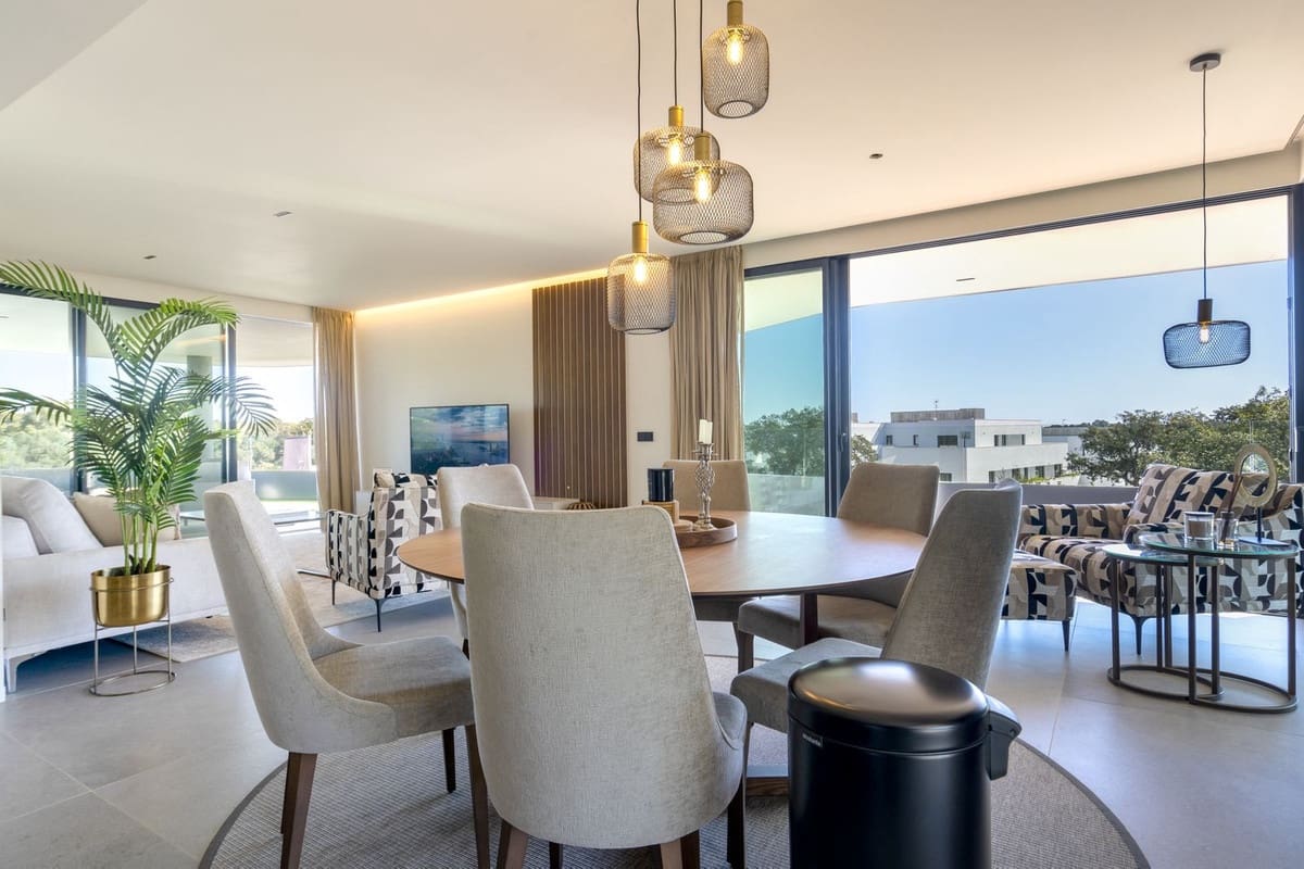3 soveværelse Lejlighed til salg i Sotogrande med garage - € 1.490.000 (Ref: 9077194)