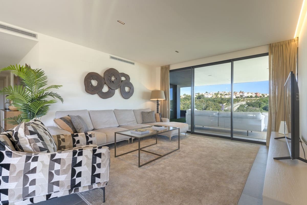 3 soveværelse Lejlighed til salg i Sotogrande med garage - € 1.490.000 (Ref: 9077194)