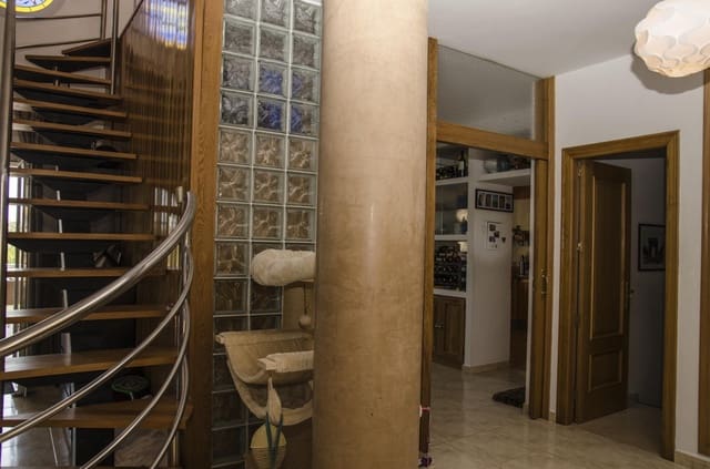 5 Zimmer Villa zu verkaufen in Sotogrande Alto, San Roque mit Garage - 1.450.000 € (Ref: 9077195)