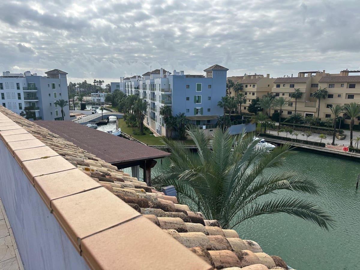 6 soveværelse Lejlighed til salg i Sotogrande - € 1.400.000 (Ref: 9077196)
