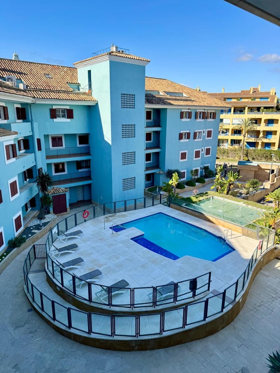6 soveværelse Lejlighed til salg i Sotogrande - € 1.400.000 (Ref: 9077196)