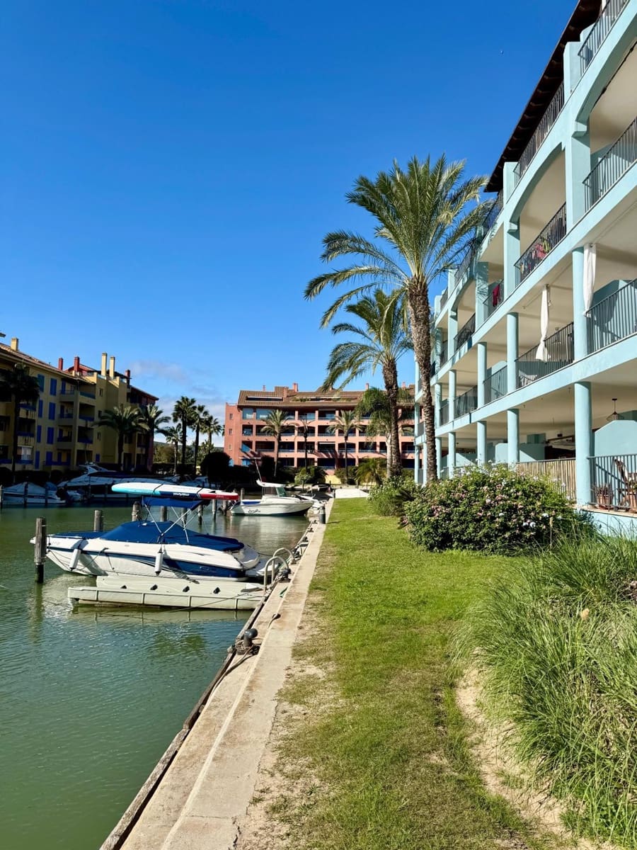 6 soveværelse Lejlighed til salg i Sotogrande - € 1.400.000 (Ref: 9077196)