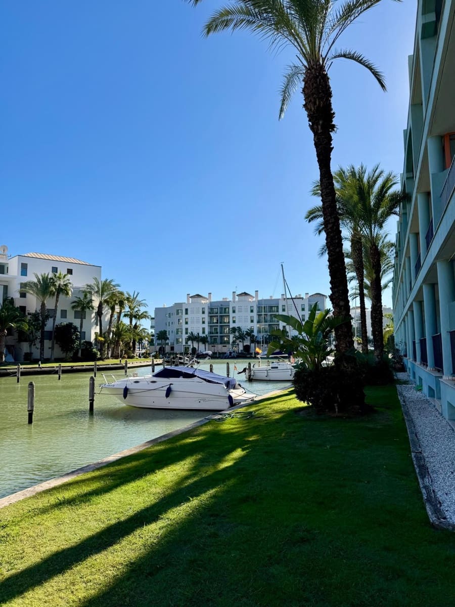 6 soveværelse Lejlighed til salg i Sotogrande - € 1.400.000 (Ref: 9077196)