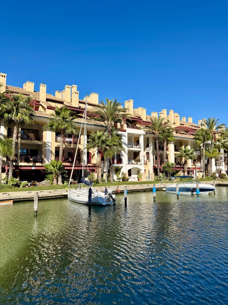 6 soveværelse Lejlighed til salg i Sotogrande - € 1.400.000 (Ref: 9077196)