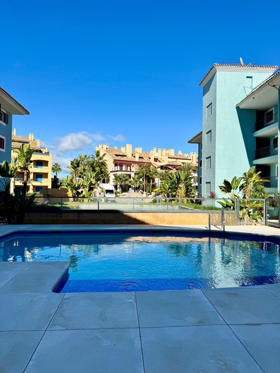 6 soveværelse Lejlighed til salg i Sotogrande - € 1.400.000 (Ref: 9077196)