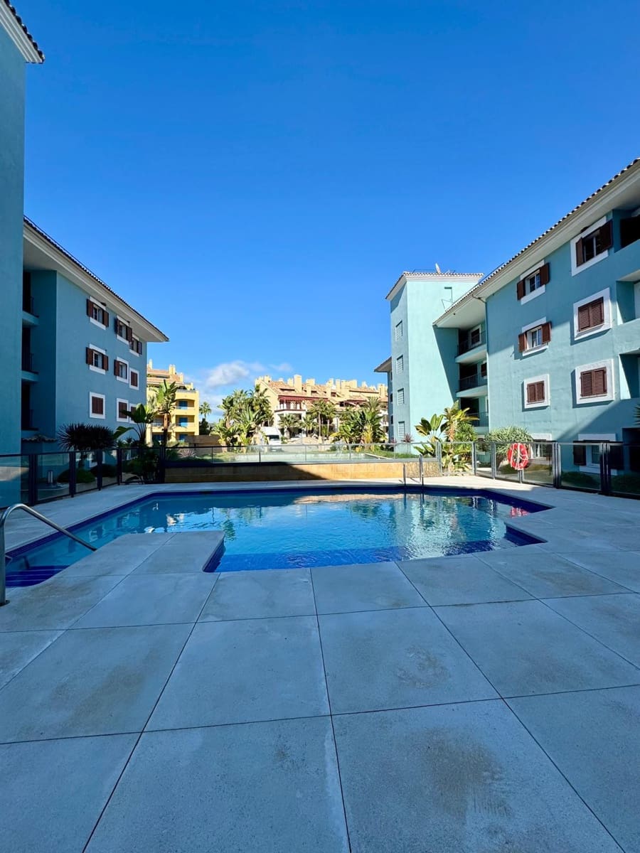 6 soveværelse Lejlighed til salg i Sotogrande - € 1.400.000 (Ref: 9077196)