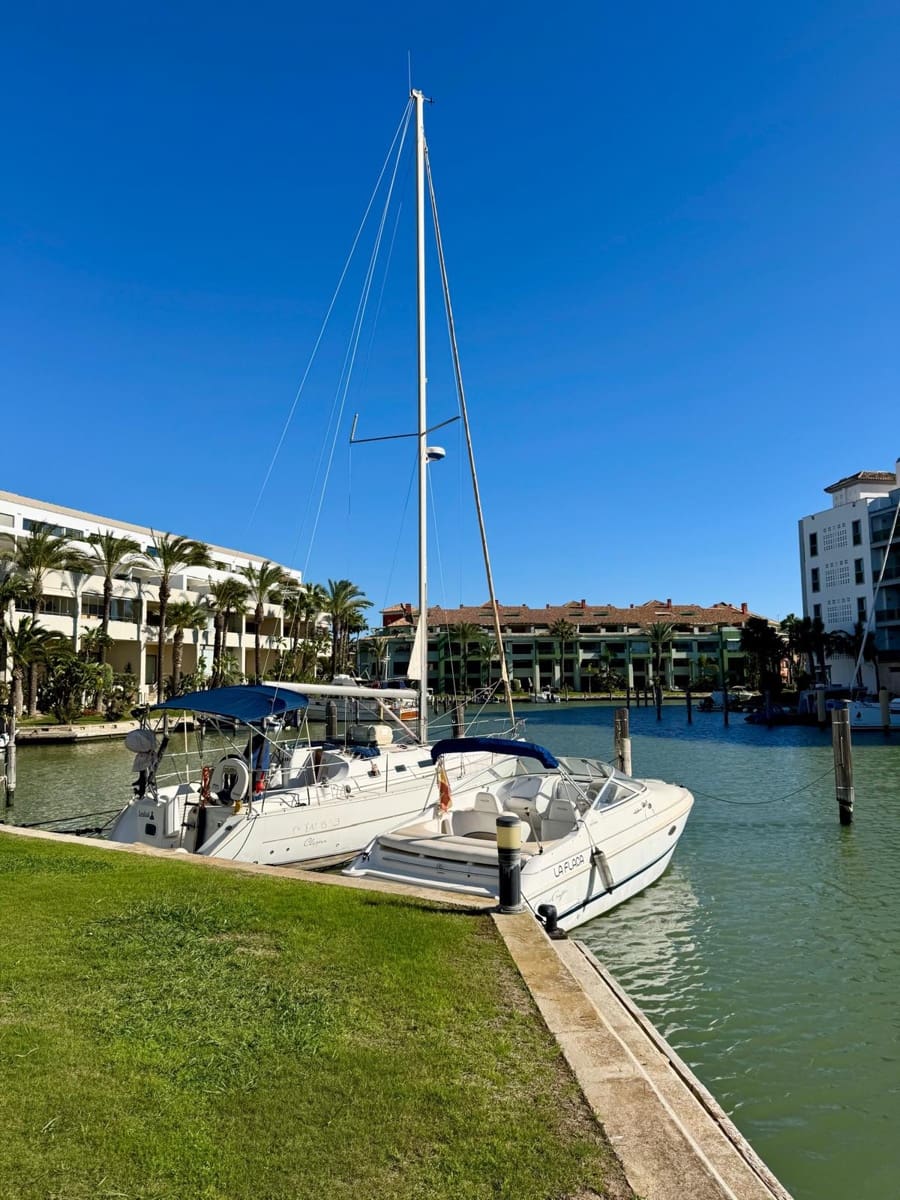 6 soveværelse Lejlighed til salg i Sotogrande - € 1.400.000 (Ref: 9077196)