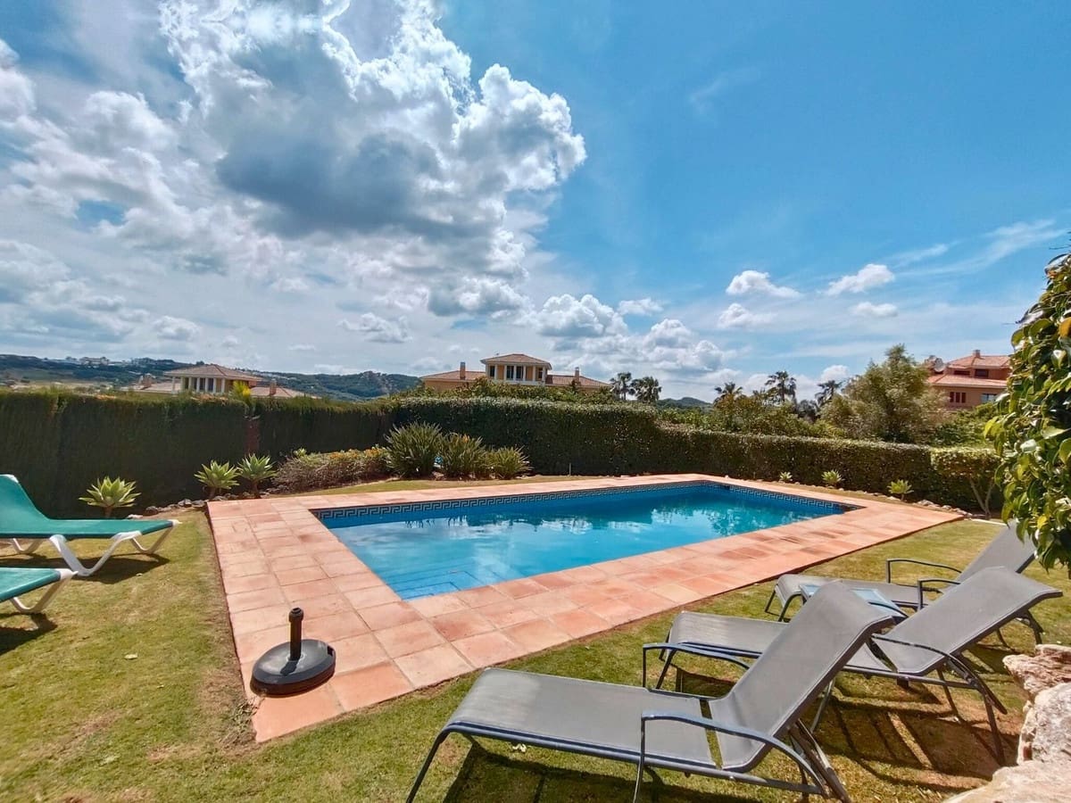 3 soveværelse Villa til salg i Sotogrande - € 1.275.000 (Ref: 9077197)