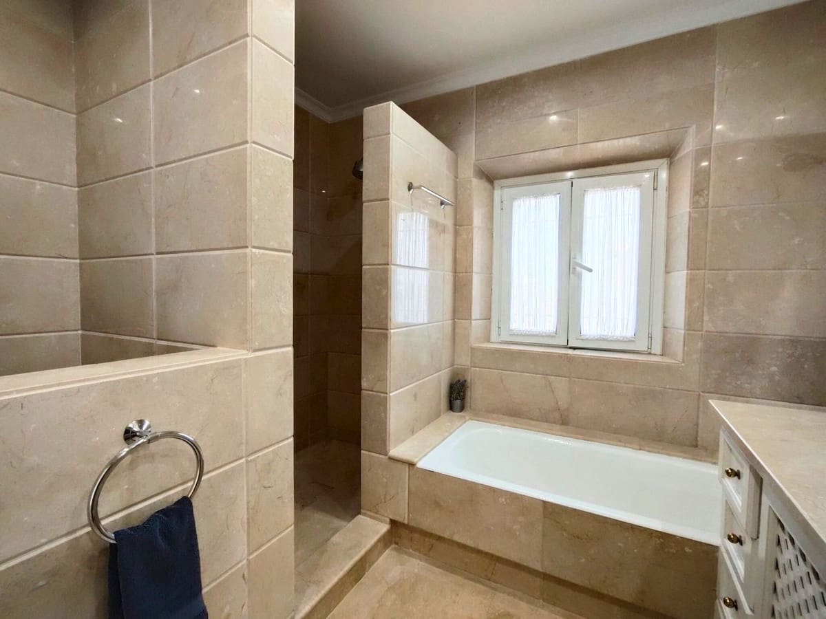 3 soveværelse Villa til salg i Sotogrande - € 1.275.000 (Ref: 9077197)