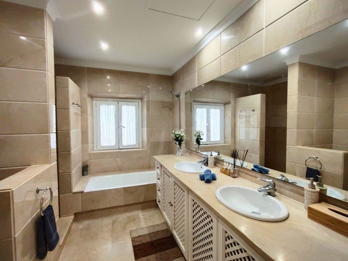 3 soveværelse Villa til salg i Sotogrande - € 1.275.000 (Ref: 9077197)