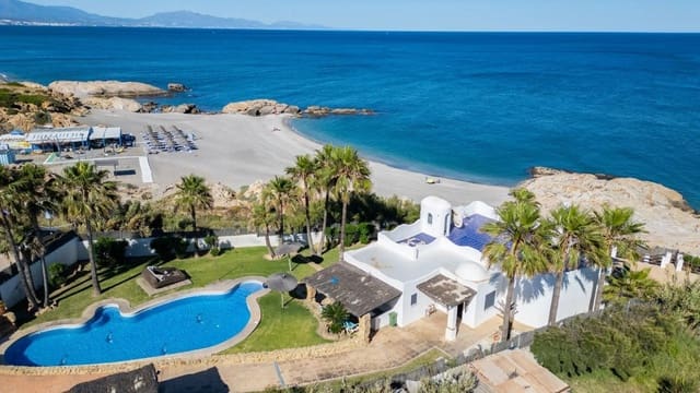 3 sovrum Villa till salu i Punta de la Chullera, Manilva med garage - 2 749 000 € (Ref: 9077203)