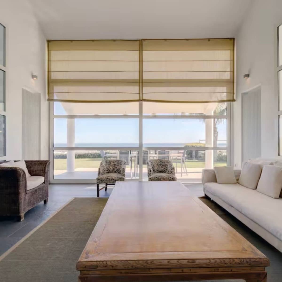 6 bedroom Villa for sale in Manilva - € 2,500,000 (Ref: 9077204)