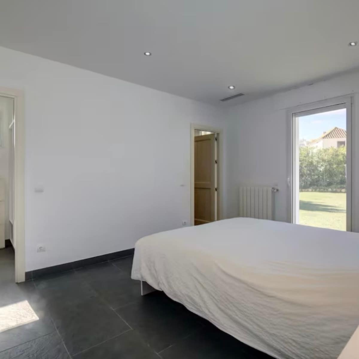 6 chambre Villa/Maison à vendre à Manilva avec garage - 2 500 000 € (Ref: 9077204)