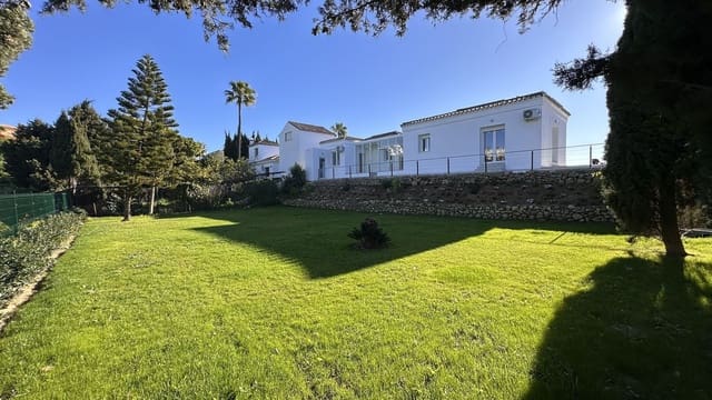 4 chambre Villa/Maison à vendre à La Duquesa / Puerto de la Duquesa, Manilva - 1 195 000 € (Ref: 9077216)